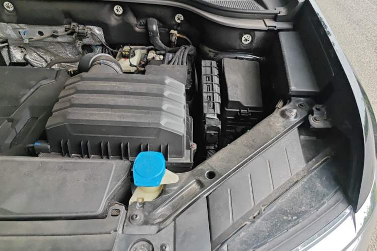 Used Volkswagen Teramont 2022 380TSI Four-Wheel Drive Prestige Luxury Edition Engine Bay Left