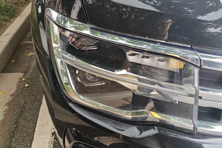 Used Volkswagen Teramont 2022 380TSI Four-Wheel Drive Prestige Luxury Edition Right Front Headlight