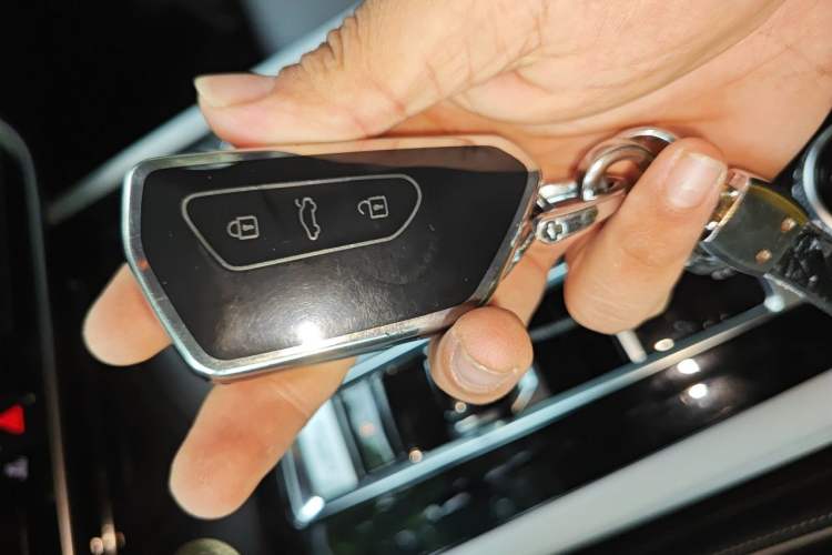 Used Volkswagen Teramont 2022 380TSI Four-Wheel Drive Prestige Luxury Edition Vehicle Key