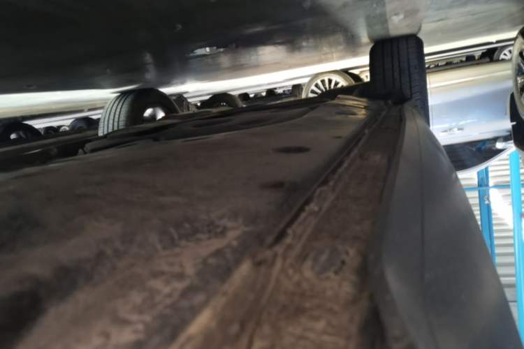 Used Volkswagen Teramont 2022 380TSI Four-Wheel Drive Luxury Edition Right Side Sill