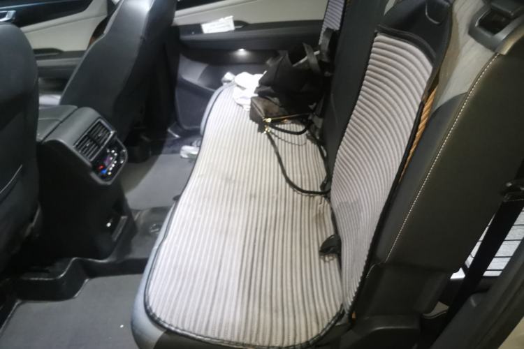Used Volkswagen Teramont 2022 380TSI Four-Wheel Drive Luxury Edition Left Rear Seat