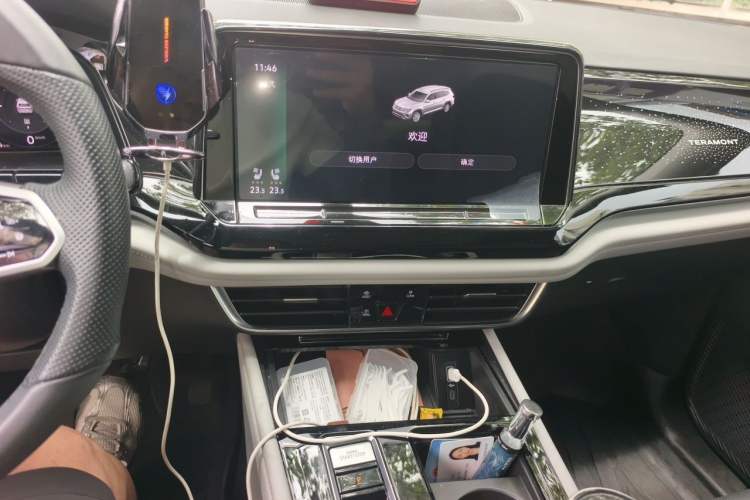 Used Volkswagen Teramont 2023 530 V6 All-Wheel Drive Prestige Flagship Edition Audio And AC Panel