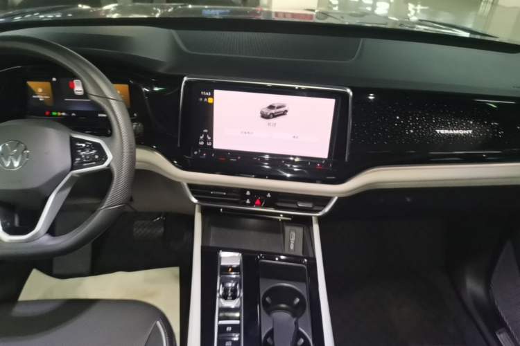 Used Volkswagen Teramont 2023 380TSI Four-Wheel Drive Luxury Edition Audio And AC Panel