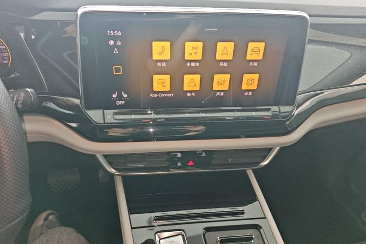 Used Volkswagen Teramont 2023 380TSI Four-Wheel Drive Luxury Edition Audio And AC Panel