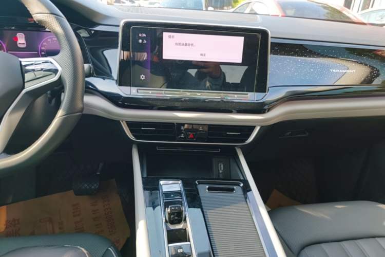 Used Volkswagen Teramont 2023 380TSI Four-Wheel Drive Luxury Edition Audio And AC Panel