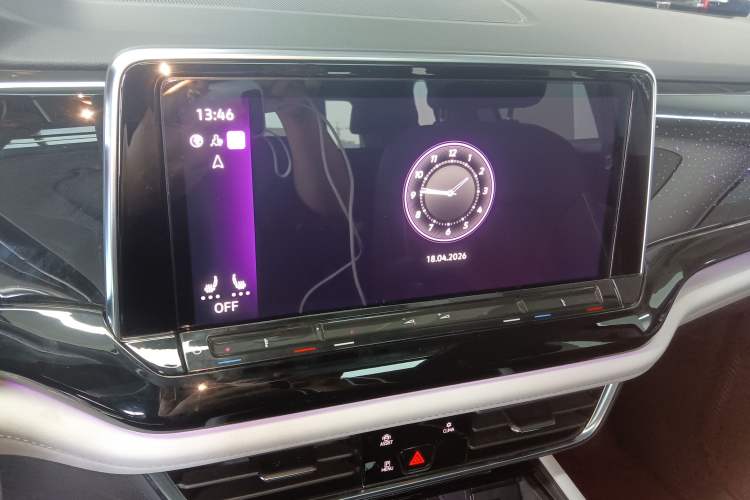 Used Volkswagen Teramont 2023 380TSI Four-Wheel Drive Prestige Luxury Edition Audio And AC Panel