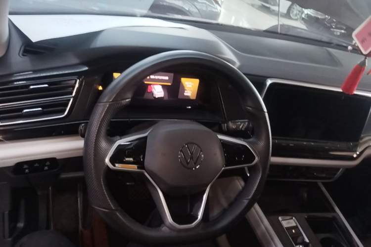 Used Volkswagen Teramont 2023 Facelift 380TSI Four-Wheel Drive Luxury Edition Center Console