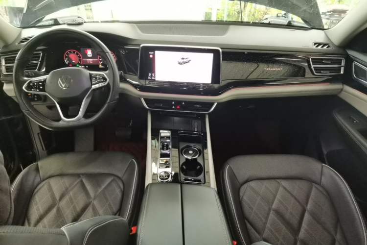 Used Volkswagen Teramont 2023 530 V6 All-Wheel Drive Prestige Flagship Edition Center Console