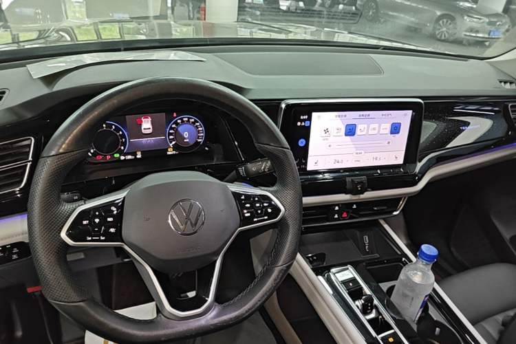 Used Volkswagen Teramont 2023 380TSI Four-Wheel Drive Prestige Luxury Edition Center Console