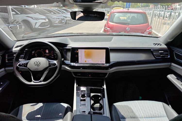 Used Volkswagen Teramont 2023 330TSI Two-Wheel-Drive Luxury Edition Center Console