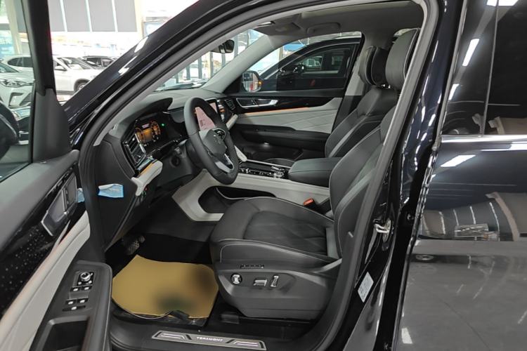 Used Volkswagen Teramont 2023 530 V6 All-Wheel Drive Prestige Flagship Edition Driver Seat