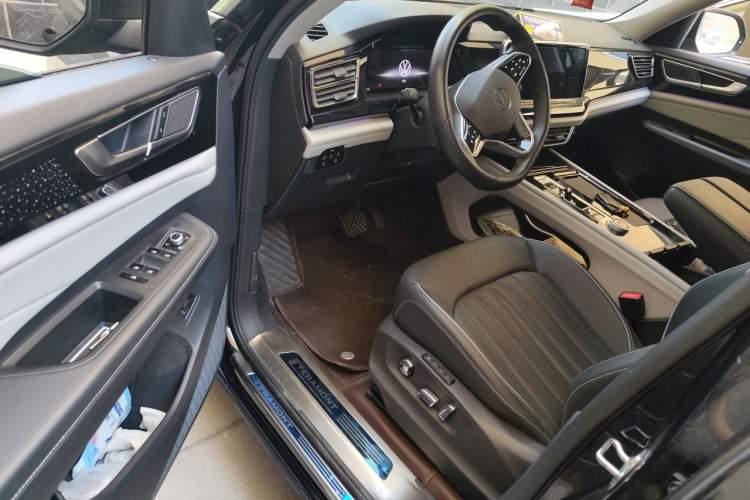 Used Volkswagen Teramont 2023 380TSI Four-Wheel Drive Luxury Edition Driver Seat