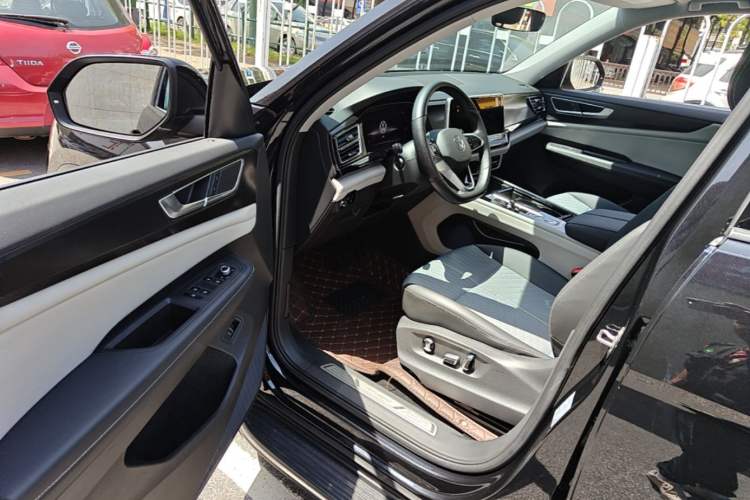 Used Volkswagen Teramont 2023 330TSI Two-Wheel-Drive Luxury Edition Driver Seat