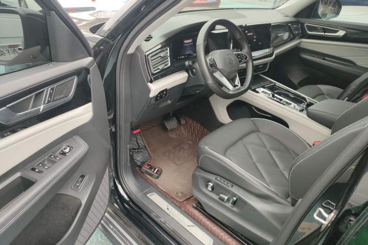 Used Volkswagen Teramont 2023 380TSI Four-Wheel Drive Prestige Flagship Edition Driver Seat