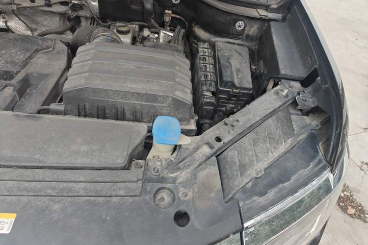 Used Volkswagen Teramont 2023 380TSI Four-Wheel Drive Prestige Luxury Edition Engine Bay Left
