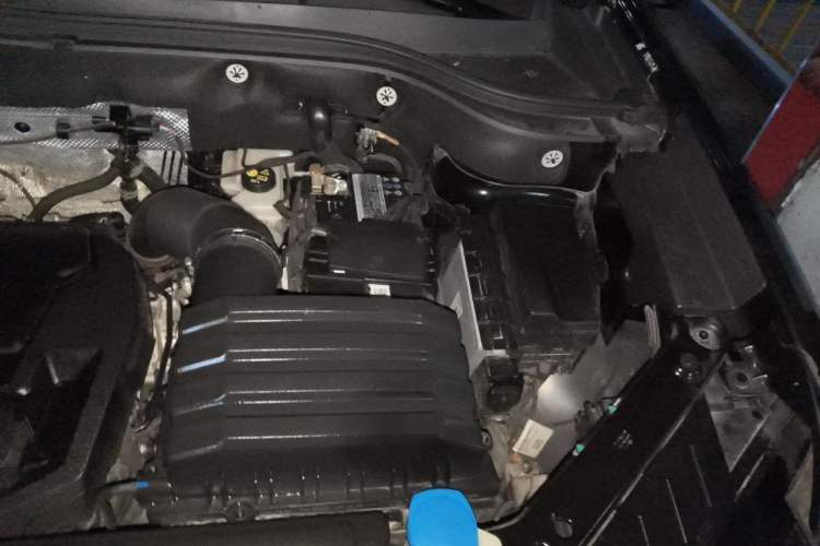 Used Volkswagen Teramont 2023 380TSI Four-Wheel Drive Prestige Luxury Edition Engine Bay Left