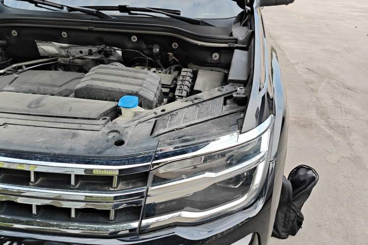 Used Volkswagen Teramont 2023 380TSI Four-Wheel Drive Prestige Luxury Edition Engine Bay Left