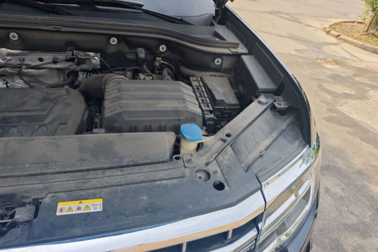 Used Volkswagen Teramont 2023 380TSI Four-Wheel Drive Prestige Luxury Edition Engine Bay Left