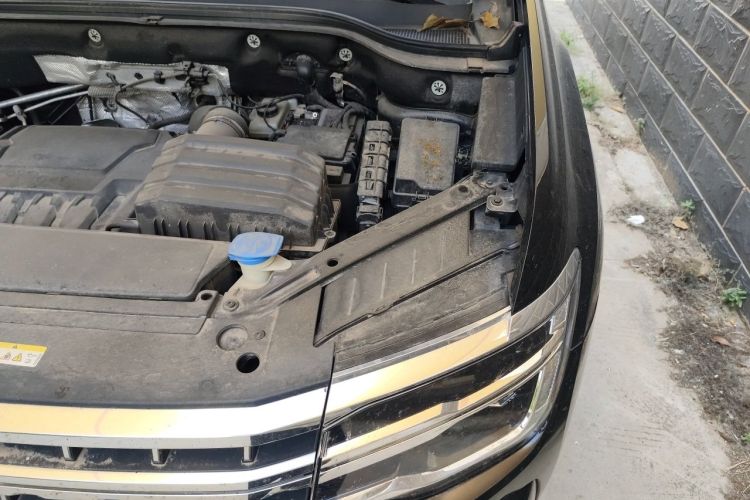 Used Volkswagen Teramont 2023 380TSI Four-Wheel Drive Luxury Edition Engine Bay Left