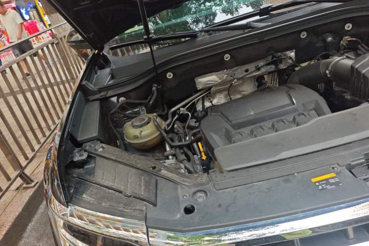 Used Volkswagen Teramont 2023 380TSI Four-Wheel Drive Prestige Luxury Edition Engine Bay Right