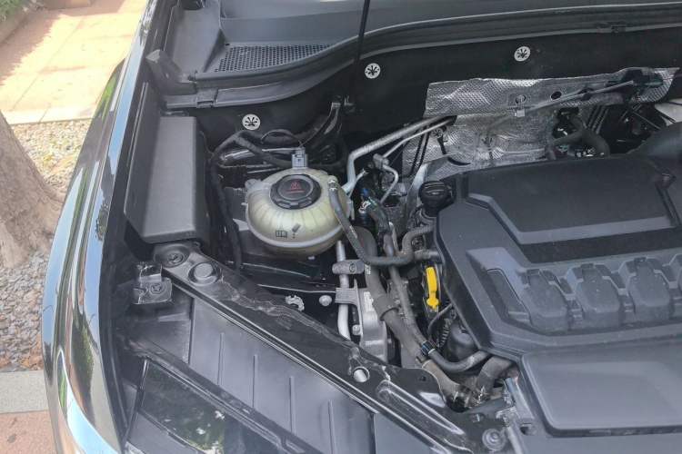 Used Volkswagen Teramont 2023 380TSI Four-Wheel Drive Prestige Luxury Edition Engine Bay Right