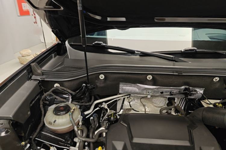 Used Volkswagen Teramont 2023 Revised 380TSI Four-Wheel Drive Prestige Flagship Edition Engine Bay Right