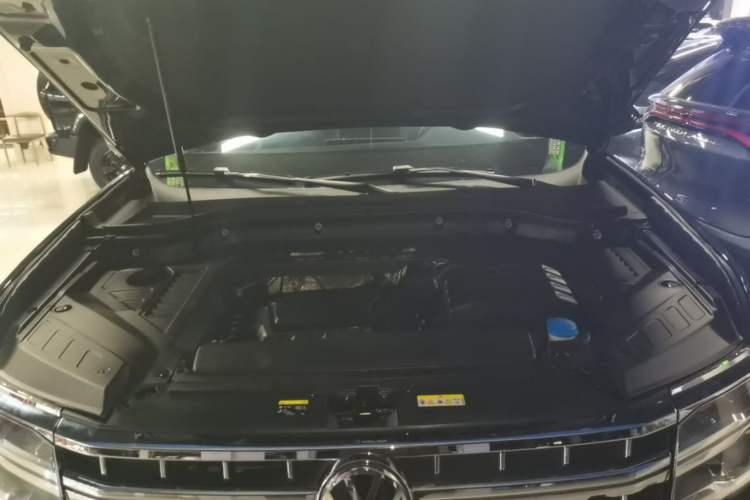Used Volkswagen Teramont 2023 380TSI Four-Wheel Drive Luxury Edition Engine Bay