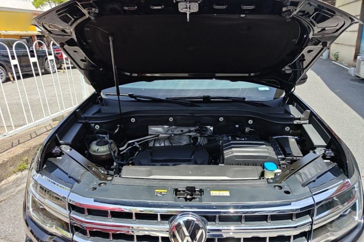 Used Volkswagen Teramont 2023 330TSI Two-Wheel-Drive Luxury Edition Engine Bay