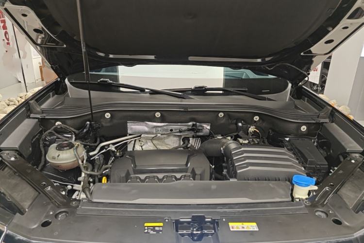 Used Volkswagen Teramont 2023 Revised 380TSI Four-Wheel Drive Prestige Flagship Edition Engine Bay