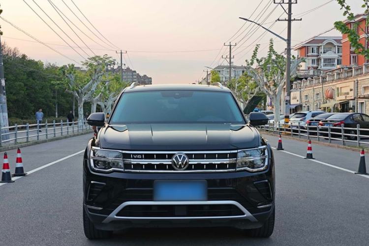 Used Volkswagen Teramont 2023 530 V6 Four-Wheel Drive Prestige Luxury Edition Exterior 2