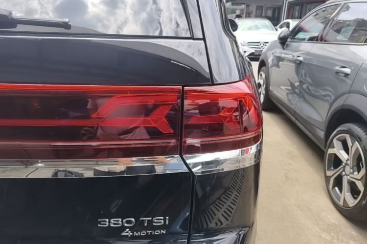 Used Volkswagen Teramont 2023 380TSI Four-Wheel Drive Prestige Luxury Edition Exterior 3