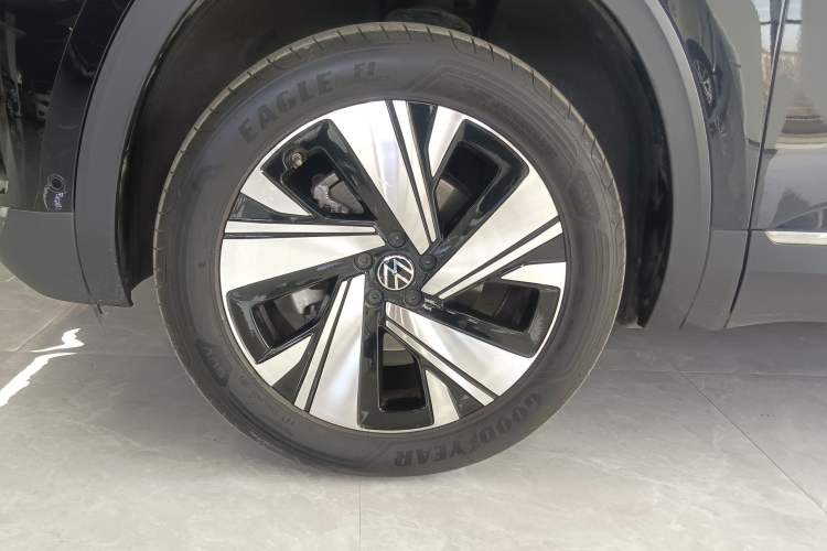 Used Volkswagen Teramont 2023 380TSI Four-Wheel Drive Prestige Luxury Edition Exterior 4