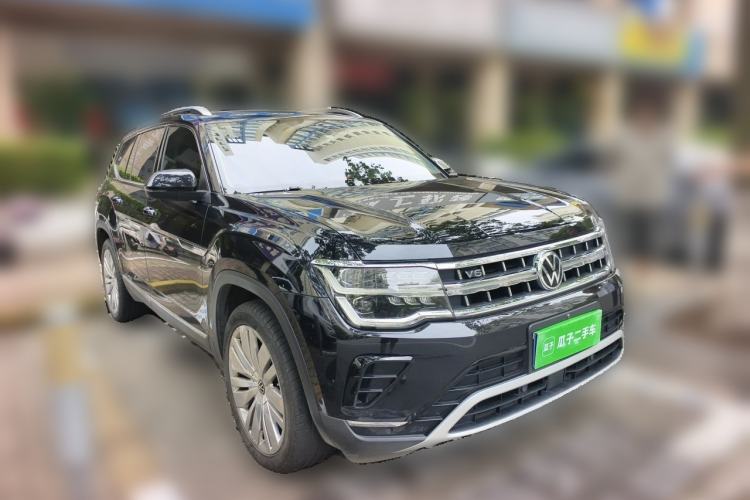 Used Volkswagen Teramont 2023 530 V6 All-Wheel Drive Prestige Flagship Edition Front Right 45 Deg