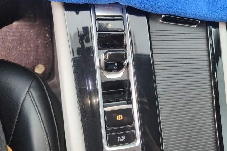 Used Volkswagen Teramont 2023 Facelift 380TSI Four-Wheel Drive Prestige Luxury Edition Gear Lever
