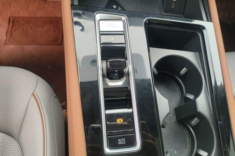 Used Volkswagen Teramont 2023 330TSI Two-Wheel-Drive Prestige Luxury Edition Gear Lever