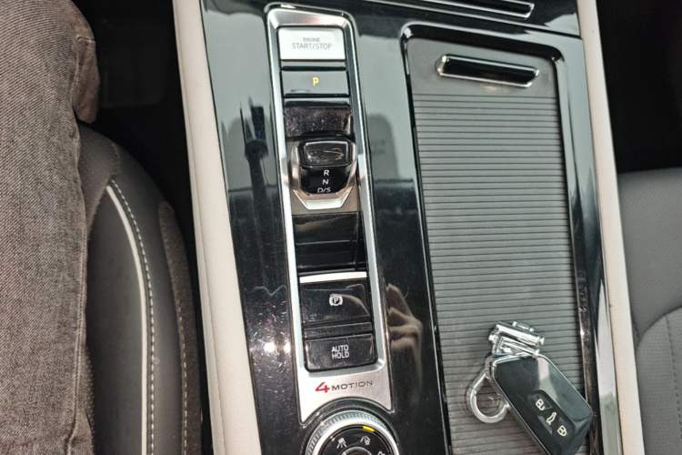 Used Volkswagen Teramont 2023 380TSI Four-Wheel Drive Luxury Edition Gear Lever