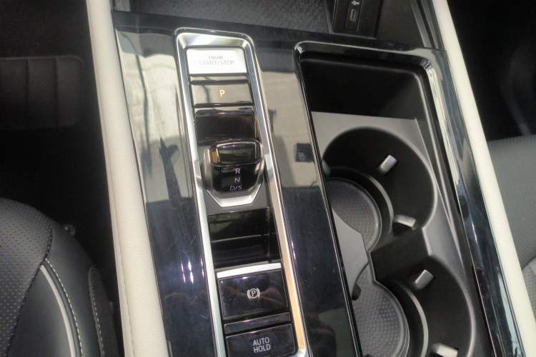 Used Volkswagen Teramont 2023 380TSI Four-Wheel Drive Prestige Luxury Edition Gear Lever