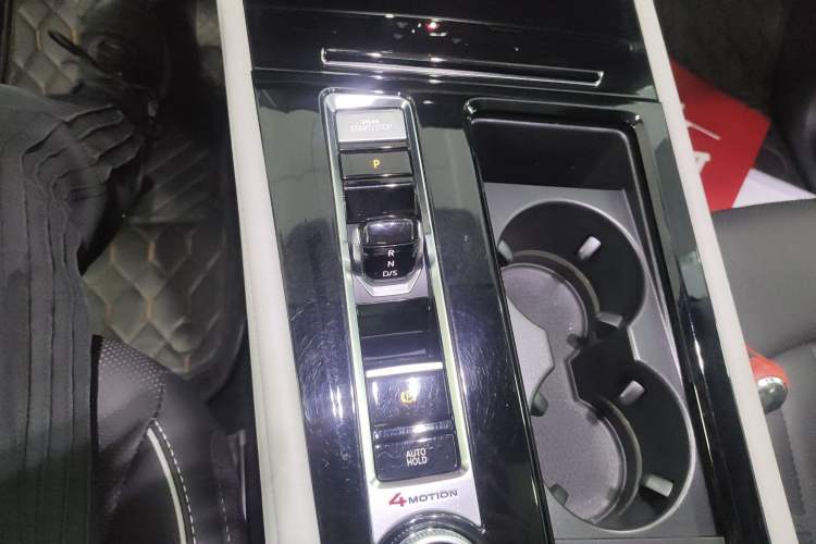 Used Volkswagen Teramont 2023 380TSI Four-Wheel Drive Prestige Luxury Edition Gear Lever