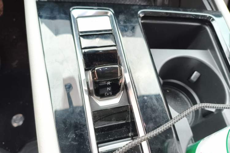 Used Volkswagen Teramont 2023 Facelift 380TSI Four-Wheel Drive Prestige Luxury Edition Gear Lever