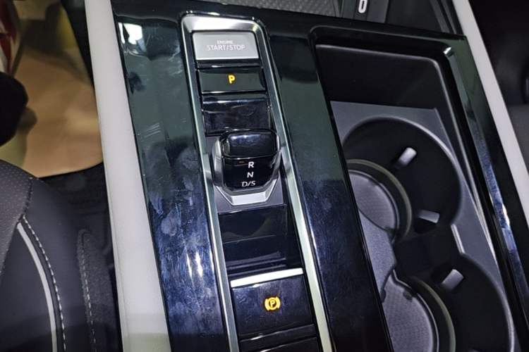 Used Volkswagen Teramont 2023 380TSI Four-Wheel Drive Prestige Luxury Edition Gear Lever