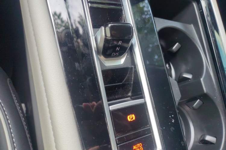 Used Volkswagen Teramont 2023 380TSI Four-Wheel Drive Prestige Luxury Edition Gear Lever