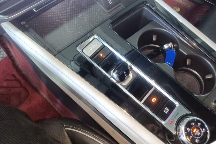 Used Volkswagen Teramont 2023 380TSI Four-Wheel Drive Prestige Luxury Edition Gear Lever