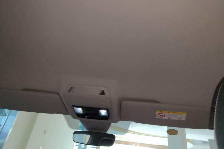 Used Volkswagen Teramont 2023 380TSI Four-Wheel Drive Luxury Edition Headliner