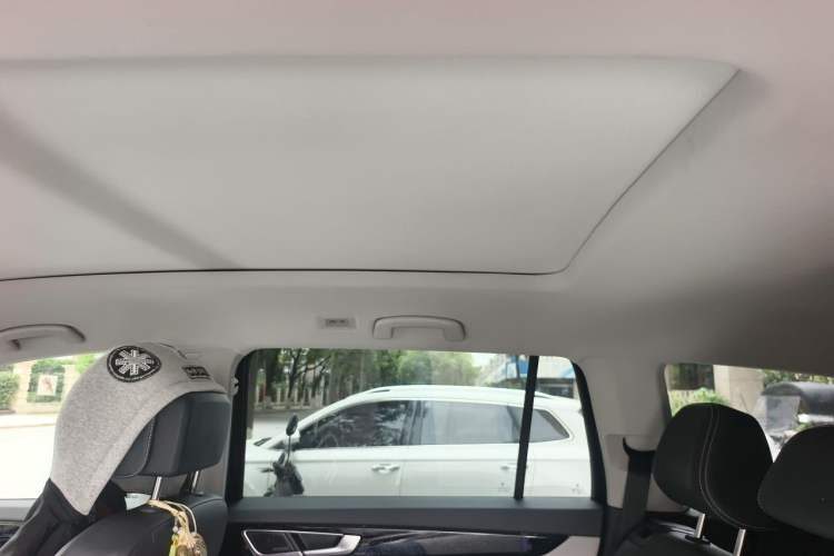 Used Volkswagen Teramont 2023 530 V6 All-Wheel Drive Prestige Flagship Edition Headliner