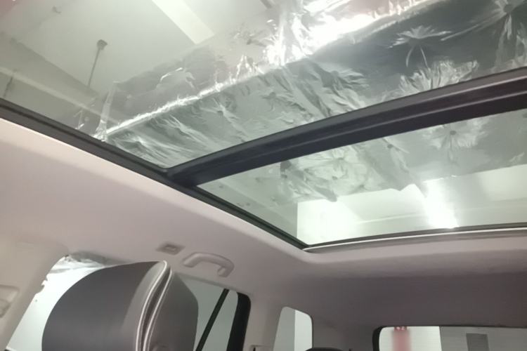 Used Volkswagen Teramont 2023 330TSI Two-Wheel-Drive Prestige Luxury Edition Headliner