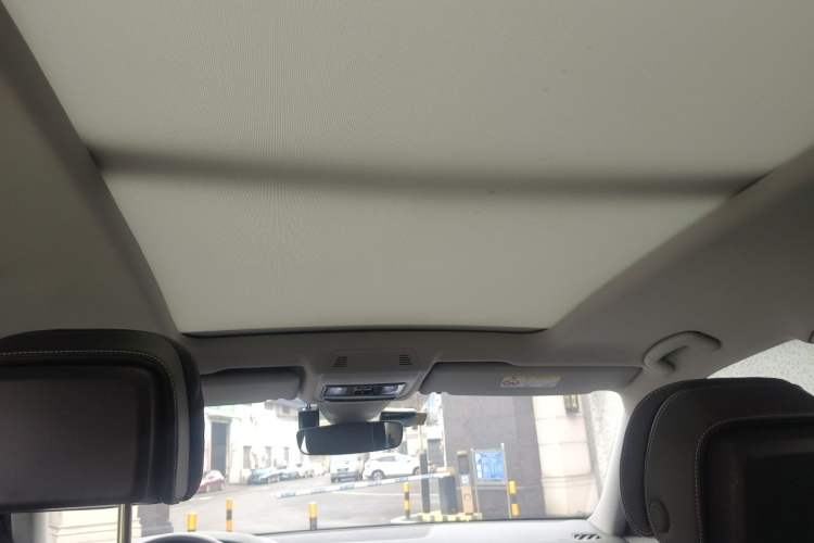 Used Volkswagen Teramont 2023 380TSI Four-Wheel Drive Prestige Flagship Edition Headliner