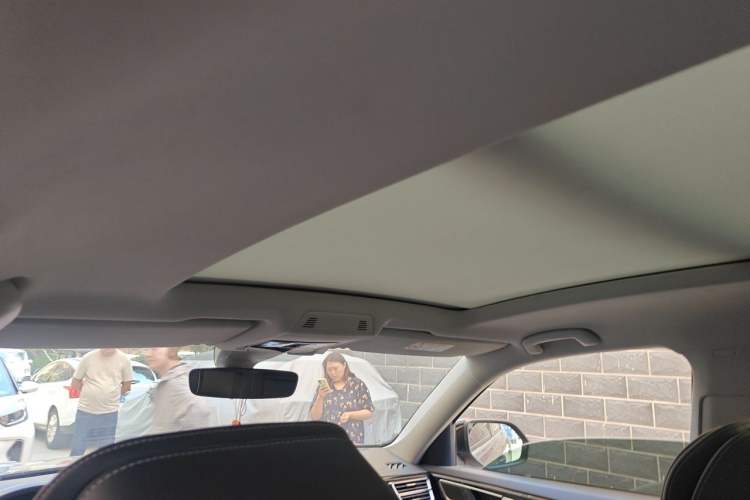 Used Volkswagen Teramont 2023 380TSI Four-Wheel Drive Luxury Edition Headliner