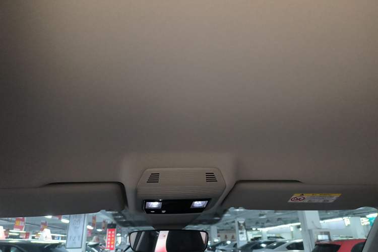 Used Volkswagen Teramont 2023 380TSI Four-Wheel Drive Luxury Edition Headliner