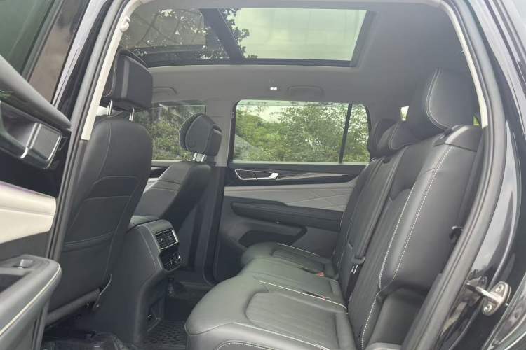 Used Volkswagen Teramont 2023 530 V6 Four-Wheel Drive Prestige Luxury Edition Interior 2