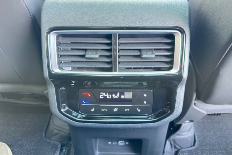 Used Volkswagen Teramont 2023 380TSI Four-Wheel Drive Prestige Luxury Edition Interior 4